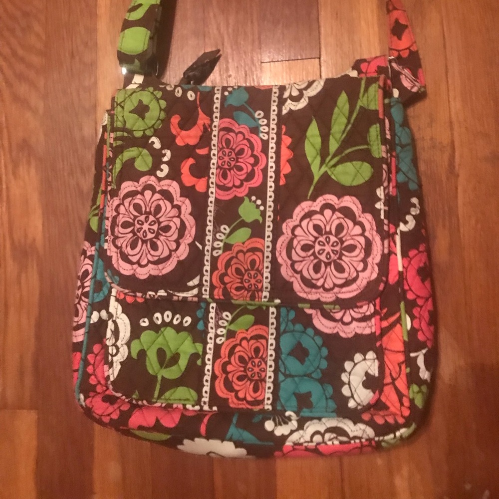 Vera Bradley bag and wallet set